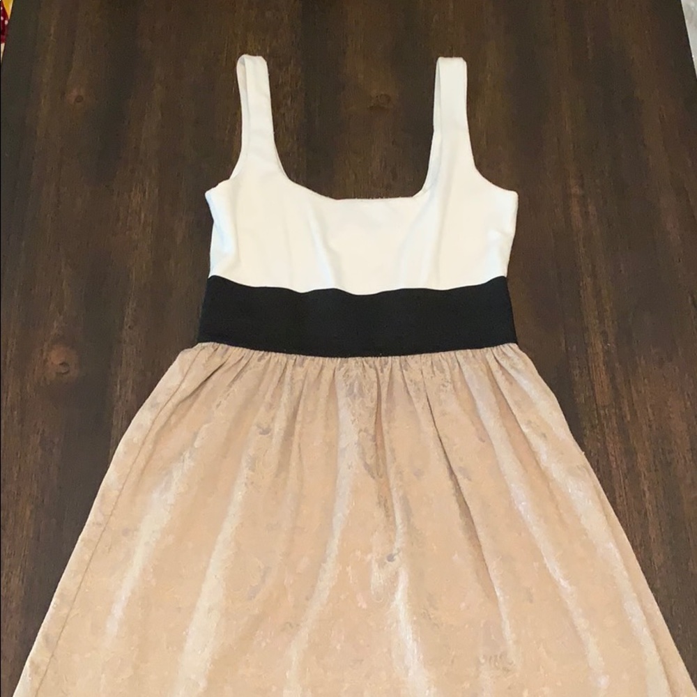 Necessary Objects sleeveless dress